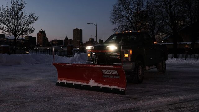 100% LED PERFORMANCE