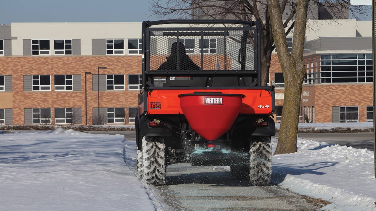 low-pro 300W spreader UTV