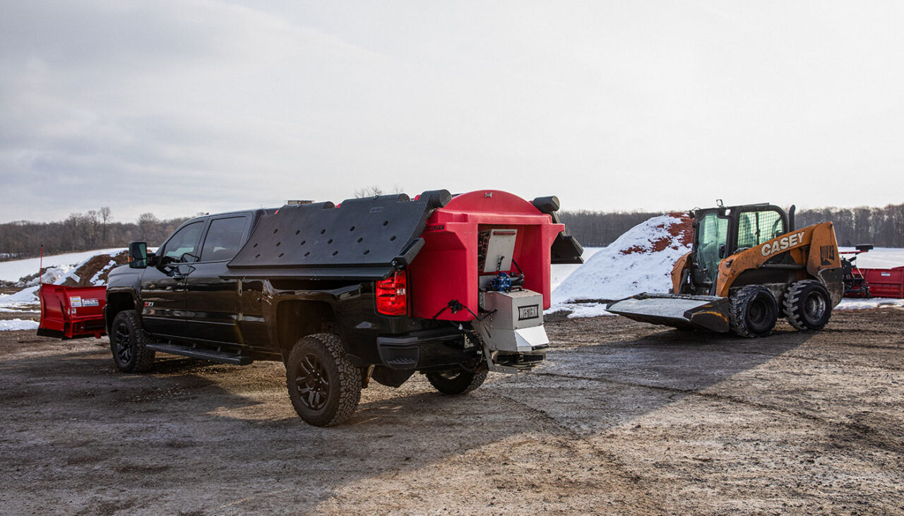 MARAUDER poly filling hopper with salt