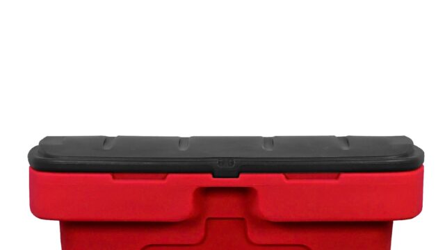 molded in handle feature