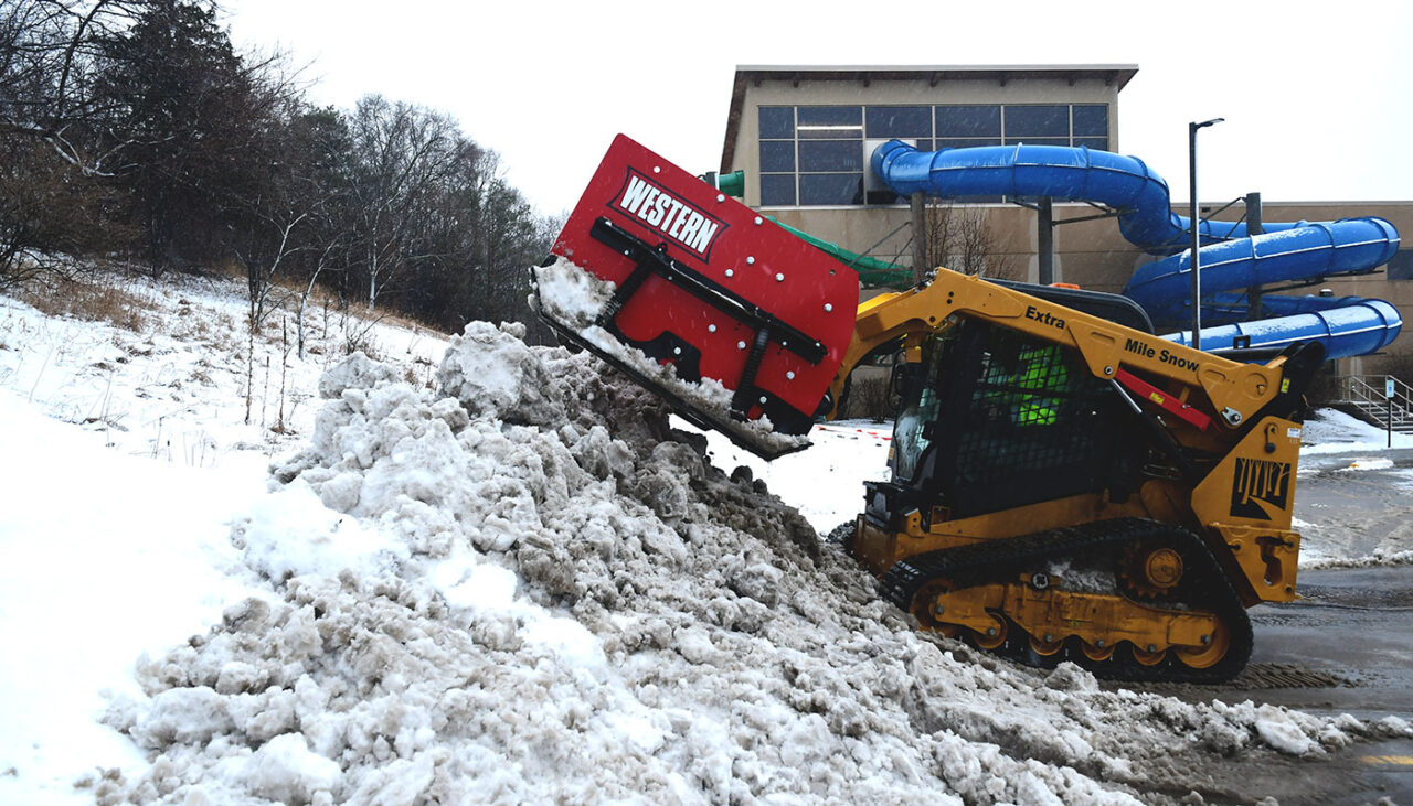 PILE DRIVER stack snow higher than before